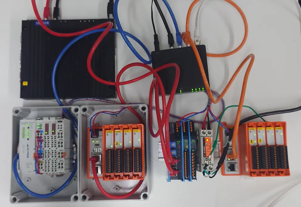 CodesysでEtherNet/IP, EtherCAT, Modbus TCP接続
